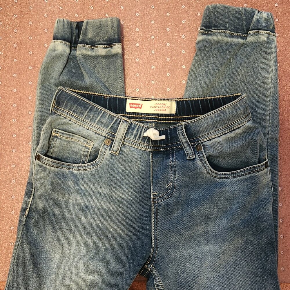 Boys Levis jeans